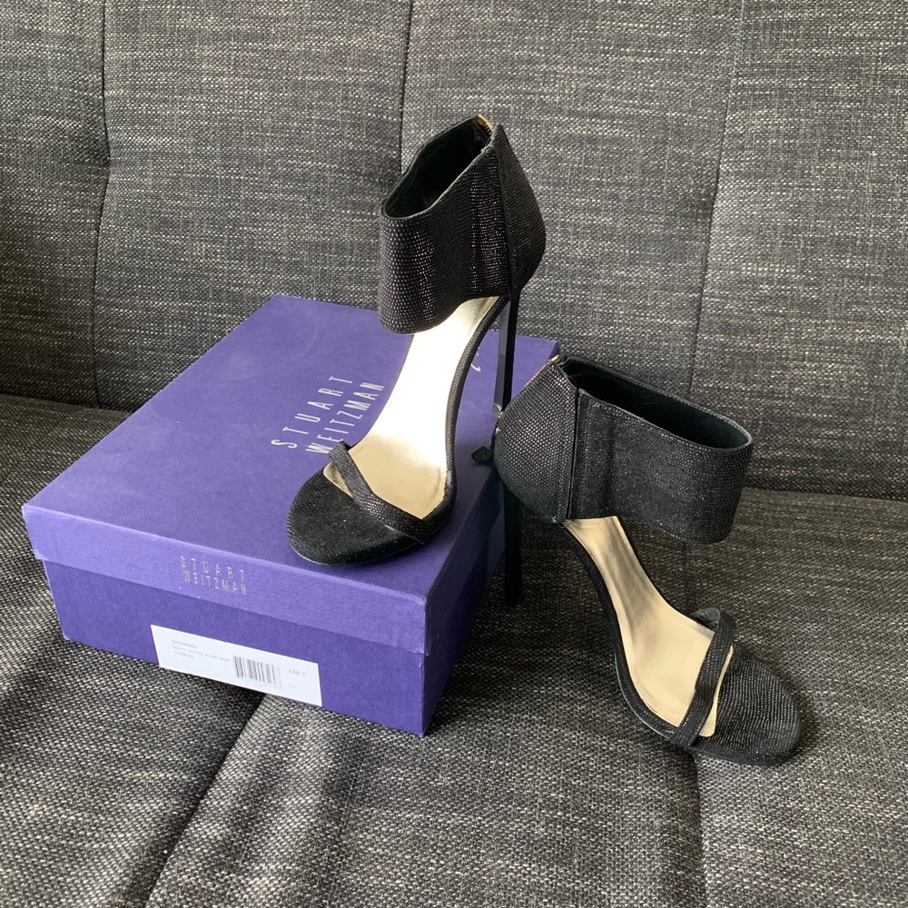 Stuart Weitzman 💯 “Showgirl “ black Sandals